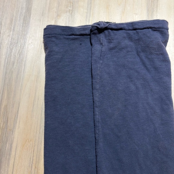 American Eagle Outfitters Y2K Men's Blue and Yellow Graphic Tee - Picture 4 of 4